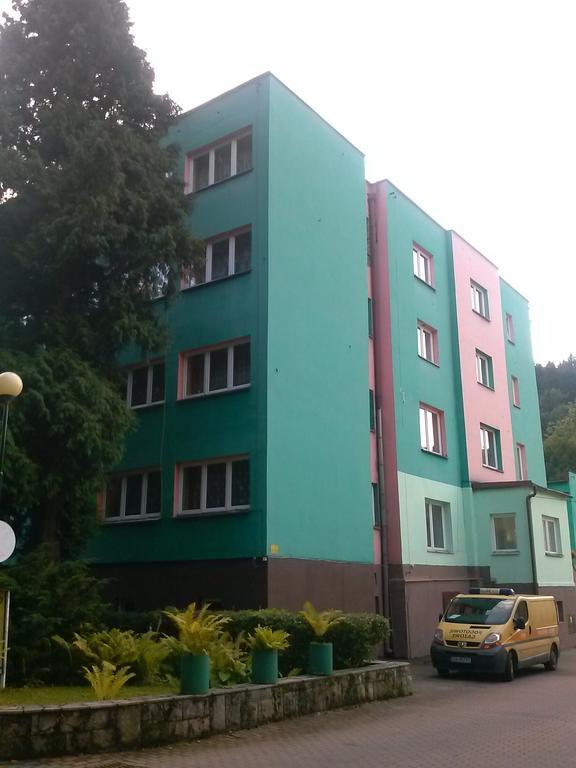 Hostel Pod Zielonym Kogutem Duszniki Zdrój Exteriér fotografie