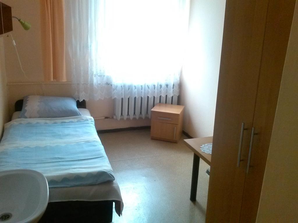 Hostel Pod Zielonym Kogutem Duszniki Zdrój Pokoj fotografie