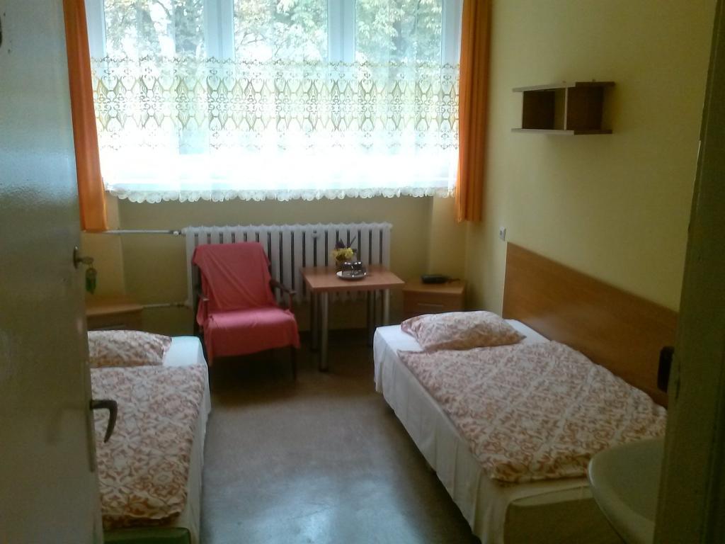 Hostel Pod Zielonym Kogutem Duszniki Zdrój Pokoj fotografie