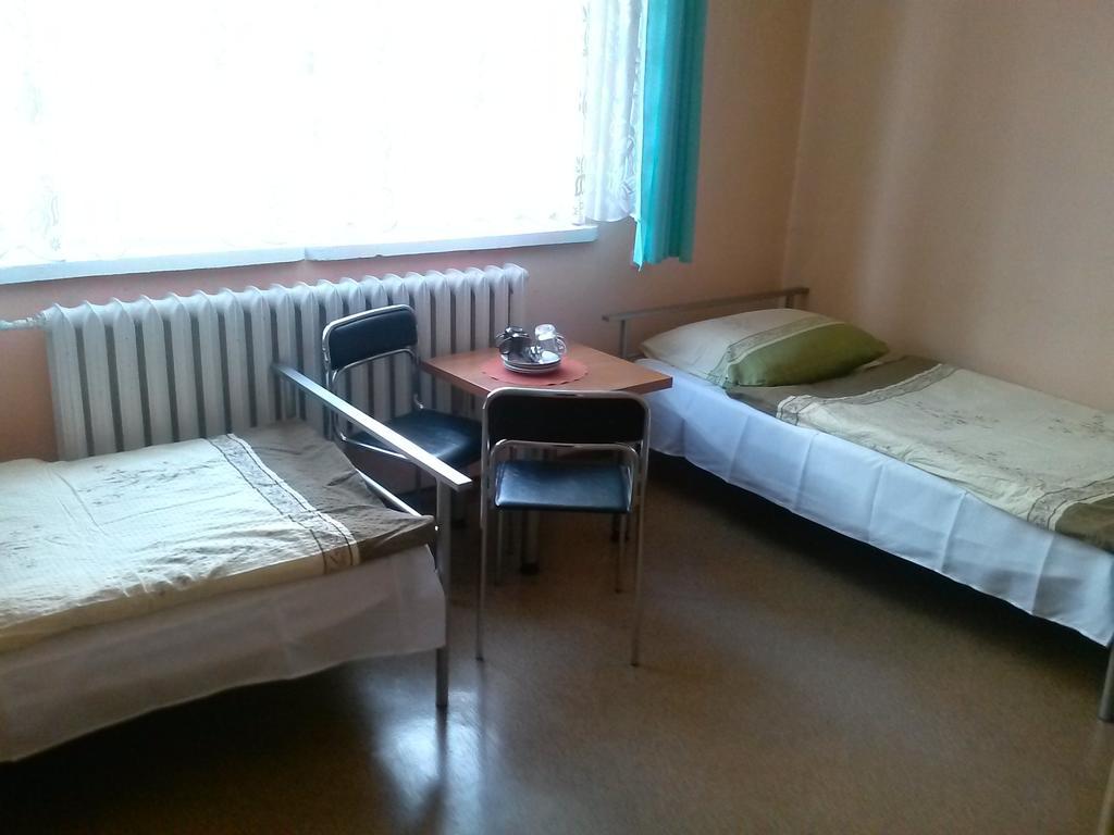 Hostel Pod Zielonym Kogutem Duszniki Zdrój Pokoj fotografie