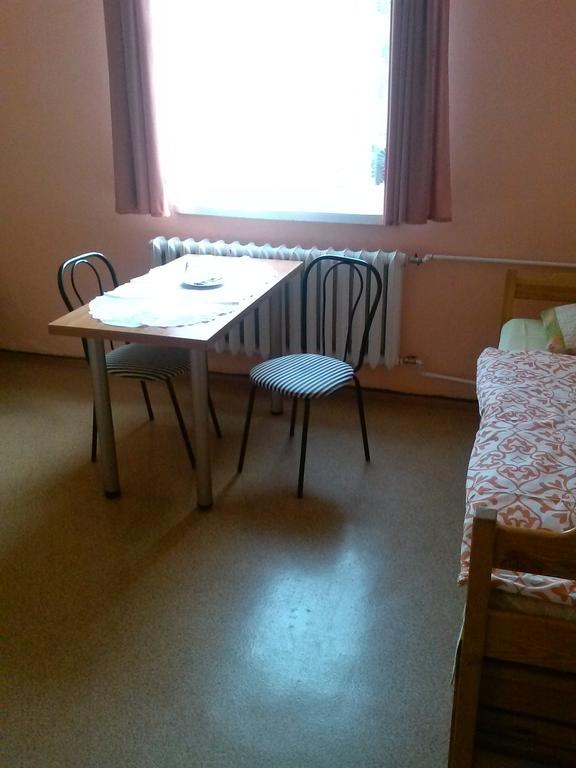 Hostel Pod Zielonym Kogutem Duszniki Zdrój Pokoj fotografie